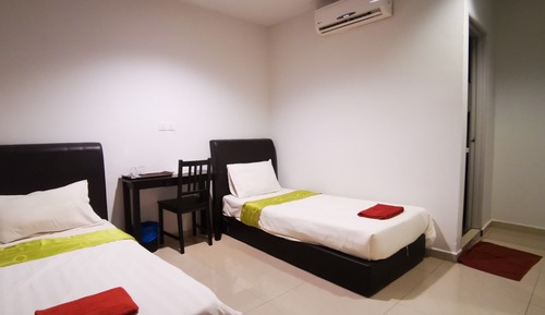 Deluxe Double or Twin Room