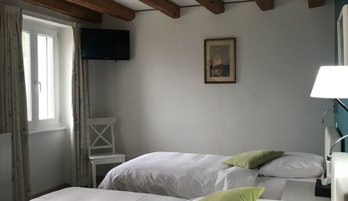 Superior Twin Room, Lake View