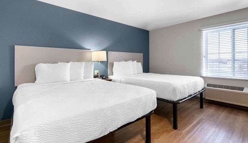 Standard Studio, 2 Queen Beds, Non Smoking, Refrigerator & Microwave