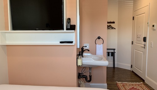 Standard Room, 1 Queen Bed, Accessible