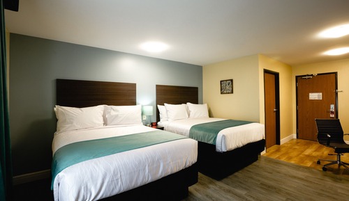 Suite, 2 Rooms, 2 Queen Beds, Non Smoking, 2 Bathrooms