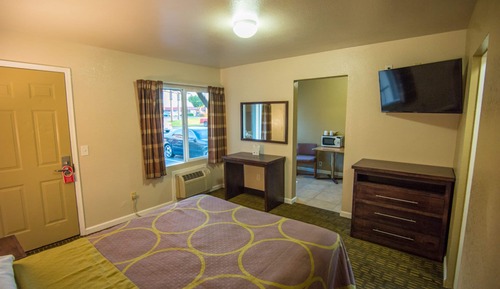 Traditional Room, 1 Queen Bed