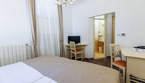 Economy Double Room