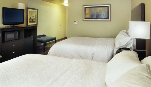 Room, 2 Queen Beds, Accessible, Non Smoking