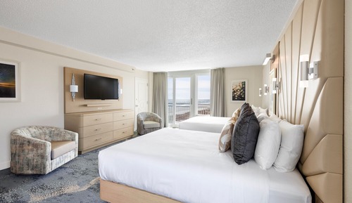 Deluxe Room, 2 Double Beds, Coastline View