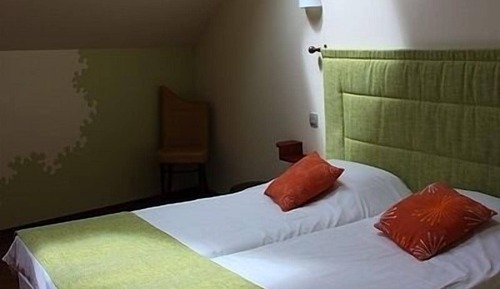 Comfort Twin Room