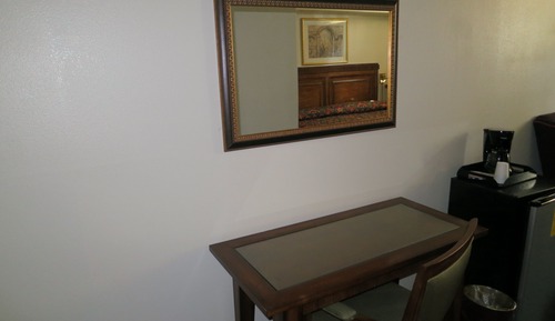 Suite, 1 King Bed, Jetted Tub (Jacuzzi Suite)