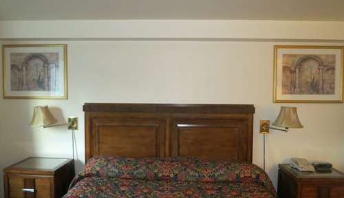 Standard Room, 1 King Bed