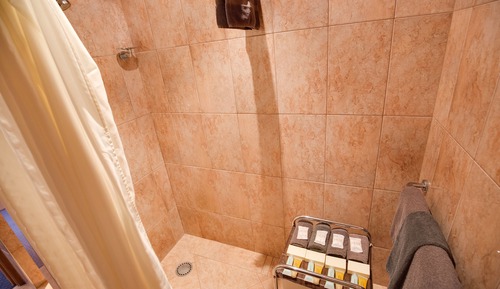 Quadruple Room, Ensuite