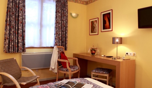 Double Room (Breakfast Excluded)