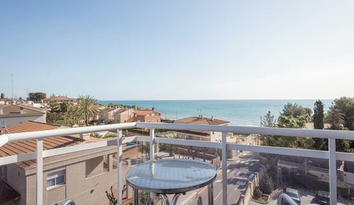 Double Room Single Use, 2 Twin Beds, Balcony, Partial Sea View (Bathtub)