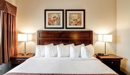 Standard Room, 1 King Bed