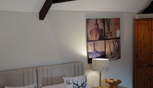 Superior Double Room, Ensuite ( Room 4 - Hazel)