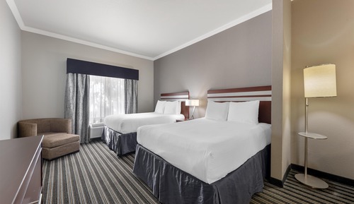 Suite, 2 Queen Beds, Non Smoking, Refrigerator & Microwave (with Sofabed)