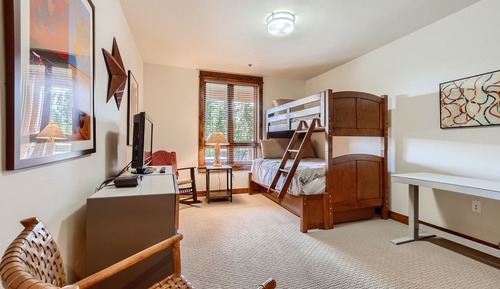 Condo, 4 Bedrooms