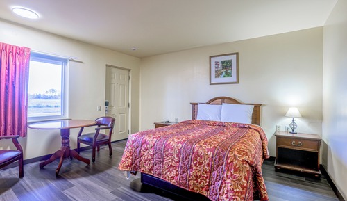 Suite, 1 King Bed with Sofa bed, Non Smoking
