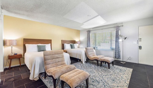 Senior Double Room, Roll-in Shower, Private Bathroom (Room 7 Double)