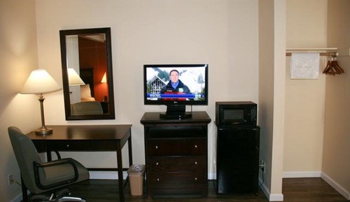 Standard Room, 1 Queen Bed