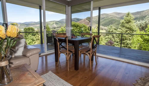 Standard Suite, 1 Bedroom, Non Smoking, Kitchenette (Knox Farm Cottage)