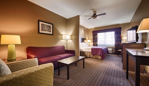 Suite, 1 King Bed, Non Smoking, Refrigerator & Microwave