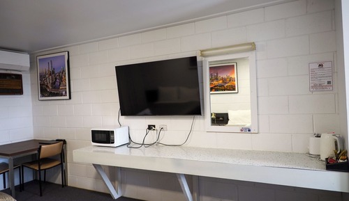 Family Room, Multiple Beds