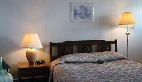 Classic Room, 1 Queen Bed