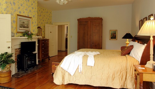 Deluxe Room, 1 King Bed