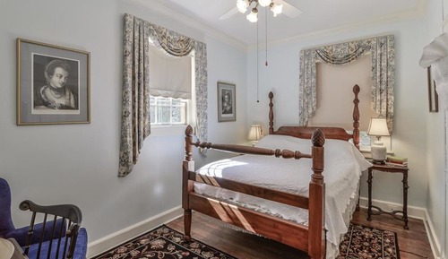 The Martha Washington Room