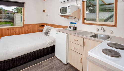 One Bedroom Cottage - Four Berth