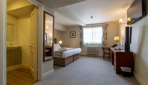 Superior Double or Twin Room, Private Bathroom