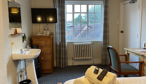 Comfort Double Room, Ensuite, Courtyard View (2nd Floor)