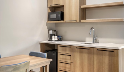 Suite, 1 King Bed, Non Smoking, Jetted Tub (Living Room;with Sofabed)