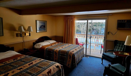 Standard Double Room, 2 Double Beds, Ensuite, River View (Deluxe Room 2 Double)