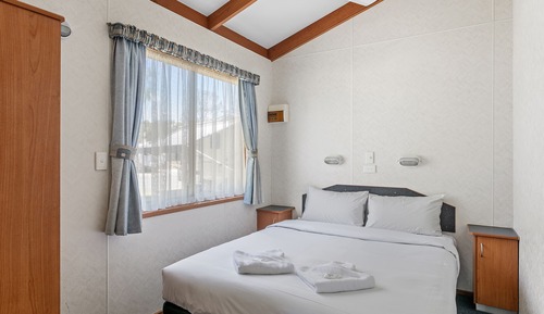 Wattle 2 Bedroom Cabin