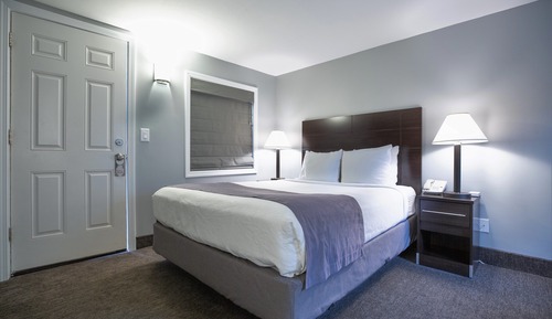 Deluxe Room, 1 Queen Bed (DELUXE QUEEN ROOM)