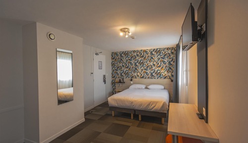 Family Room, 1 Queen Bed, Non Smoking (with Sofabed)