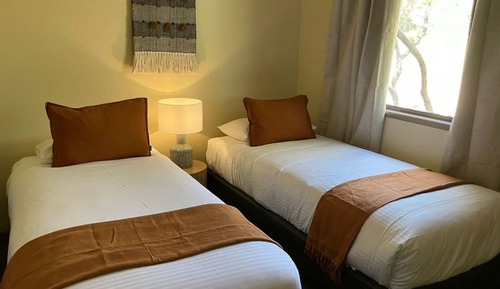 Callistemon Family Cottage 2 Bedroom