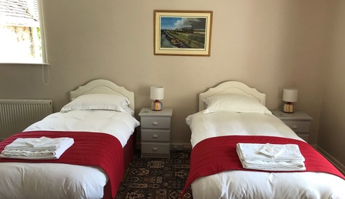 Twin Room, Private Bathroom