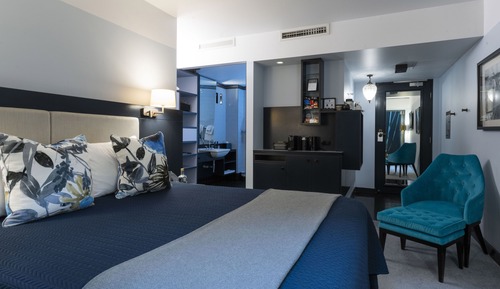 Accessible Queen Room