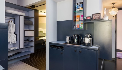 Executive Queen Room