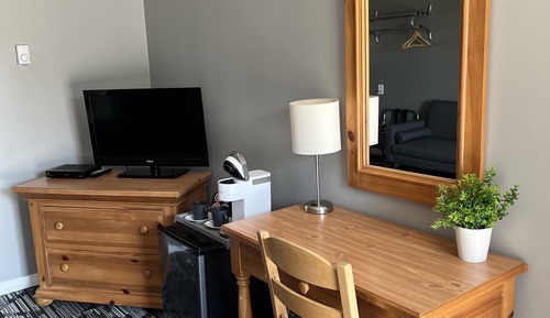 Deluxe Room, 1 Queen Bed