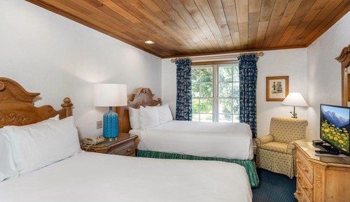 Double Queen Room