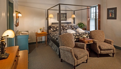 Room, 1 King Bed, Fireplace