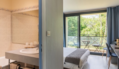 Superior Double Room, Balcony, Garden View