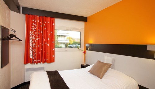 Comfort Room - 3 people