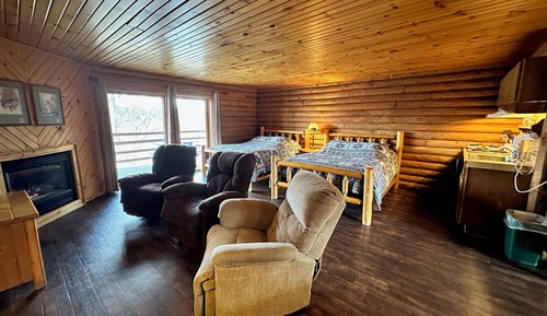 Riverview Kitchenette (4 person)