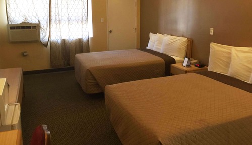 Suite, 2 Double Beds, Non Smoking