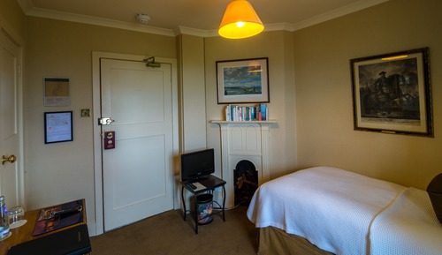 Caddies Closet Single Room