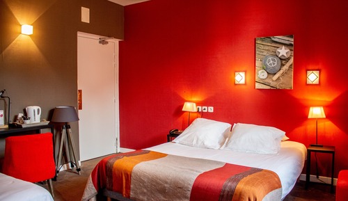 Triple Room, City View