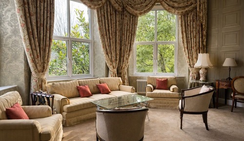 Superior Suite (Four-Poster)